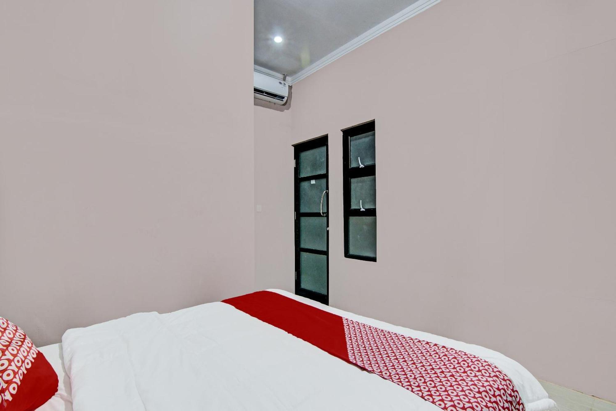 Oyo 92330 Hotel Rindu Sempadan Near Taman Wisata Rindu Sempadan Pekanbaru Eksteriør billede
