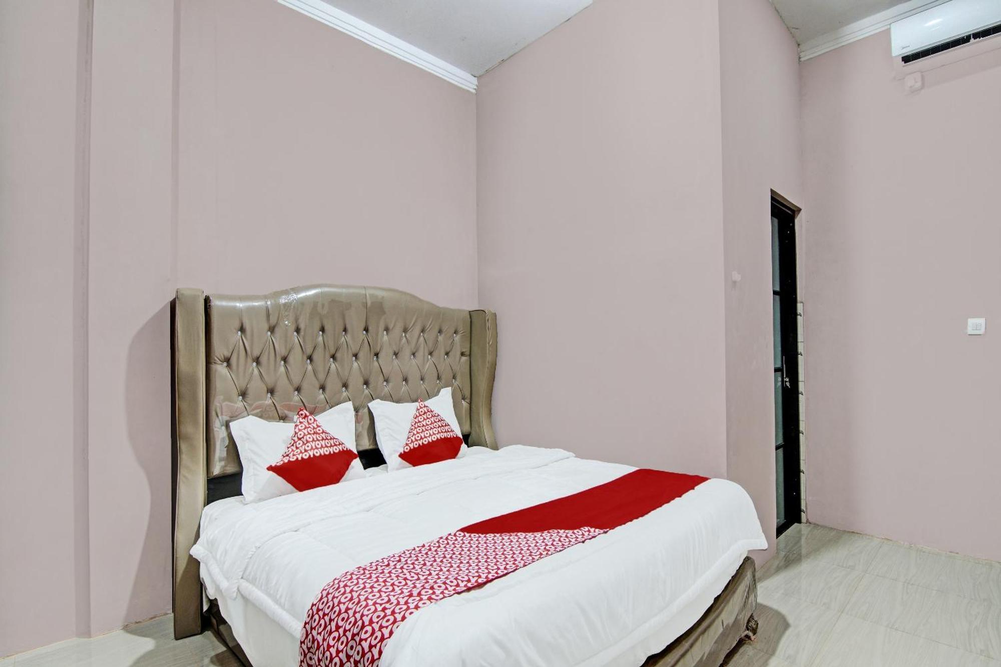 Oyo 92330 Hotel Rindu Sempadan Near Taman Wisata Rindu Sempadan Pekanbaru Eksteriør billede